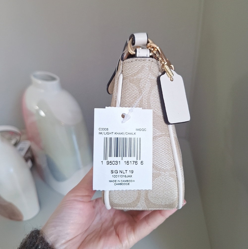 NWT!COACH NOLITA 19 IN BLOCKED SIGNATURE CANVAS C3308 + 2 extend chains - Picture 9 of 10